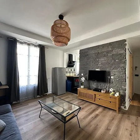 Apartment New Near Paris Metro L13