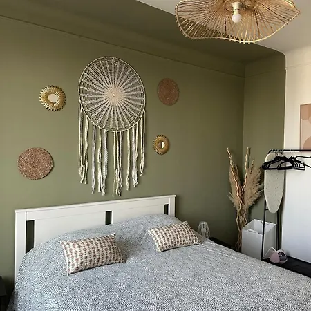 Apartment New Near Paris Metro L13